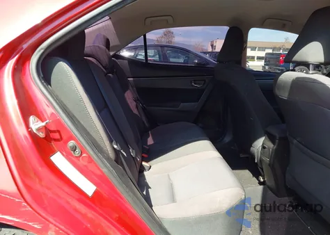 2017 Toyota Corolla Le z USA, uszkodzony, nr VIN 5YFBURHE5HP584009